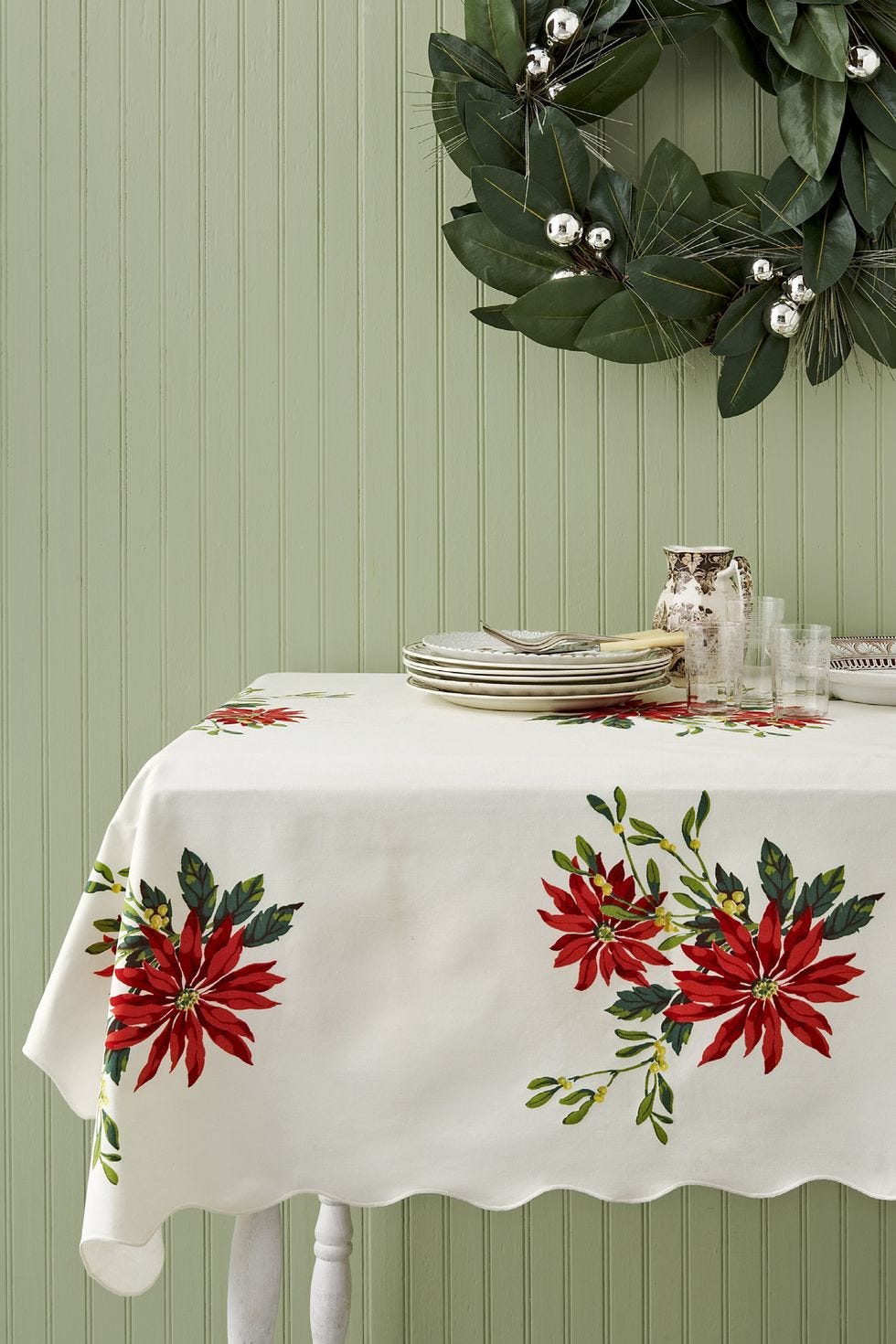 50 Best Christmas Table Settings , Decorations and